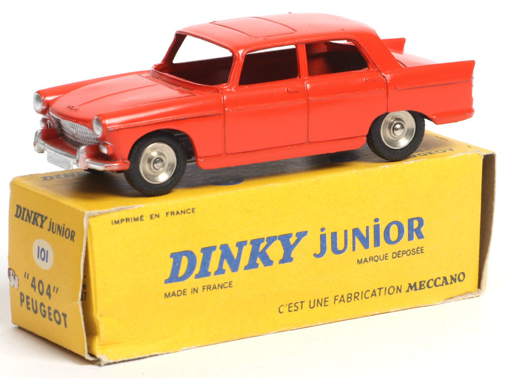 Lot 157 - DINKY TOYS (FRANCE) Série JUNIOR (1)
