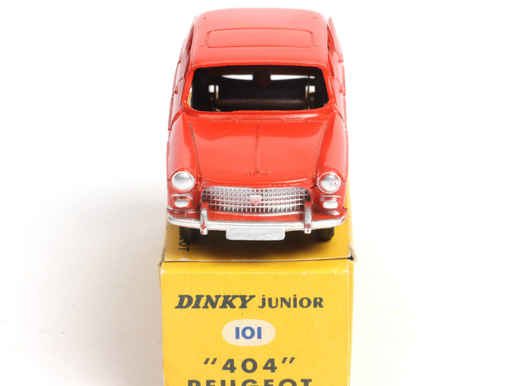 Lot 157 - DINKY TOYS (FRANCE) Série JUNIOR (1)