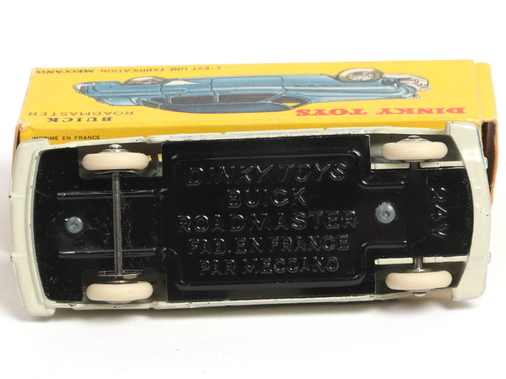 Lot 203 - DINKY TOYS (FRANCE) (1)