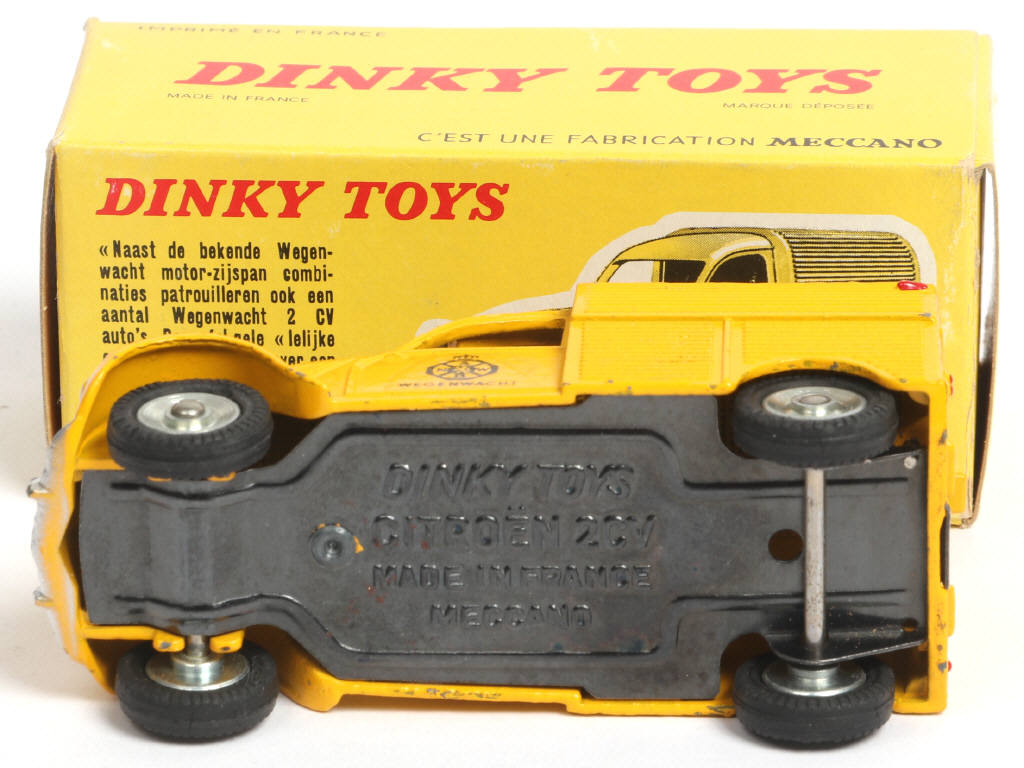 Lot 249 - DINKY TOYS (FRANCE) (1)