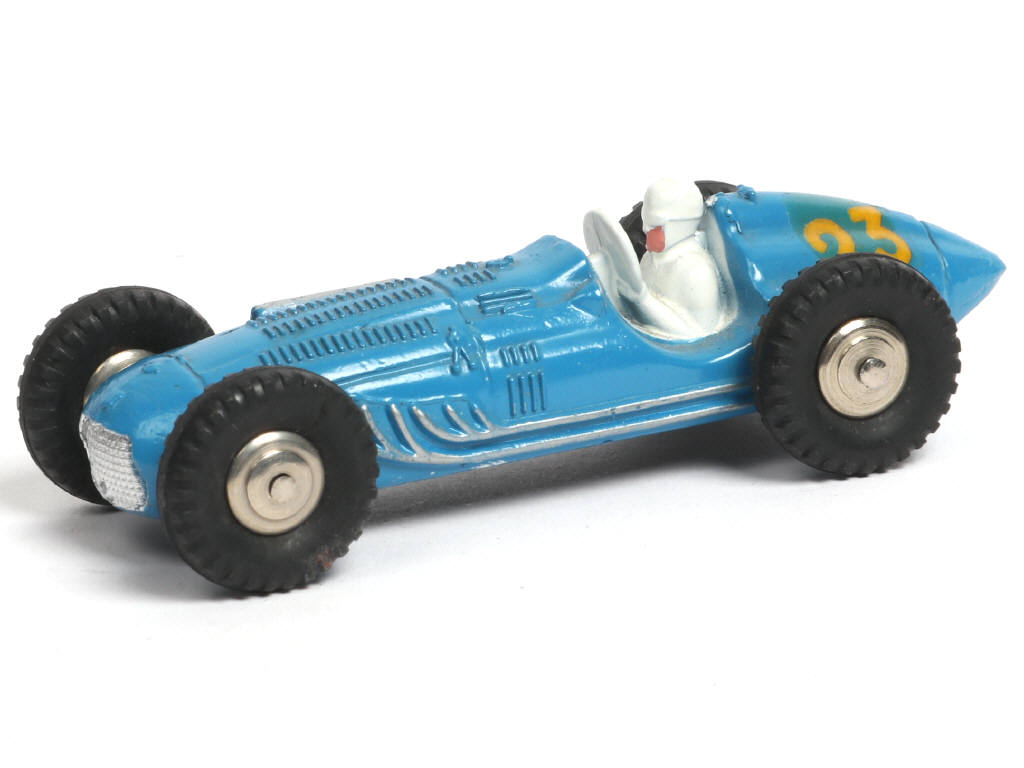 Lot 166 - DINKY TOYS (FRANCE) (1)