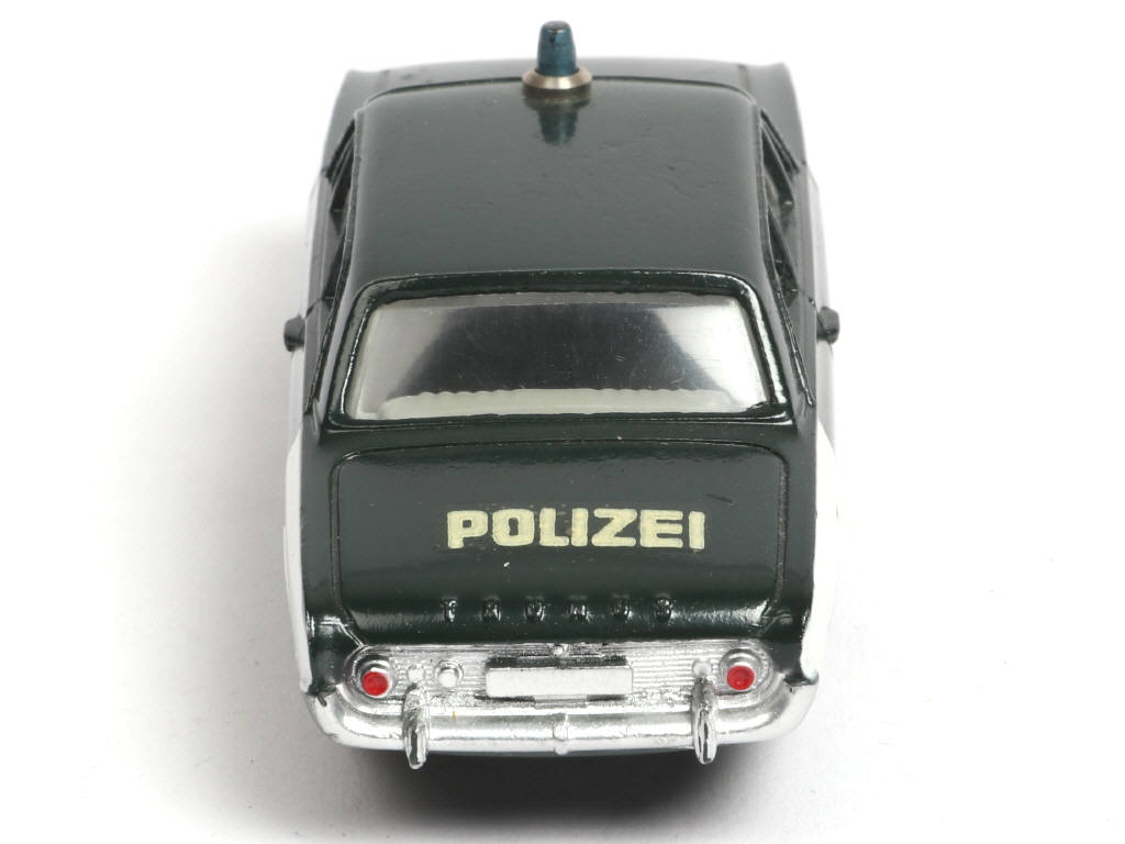 Lot 178 - DINKY TOYS (FRANCE) (1)