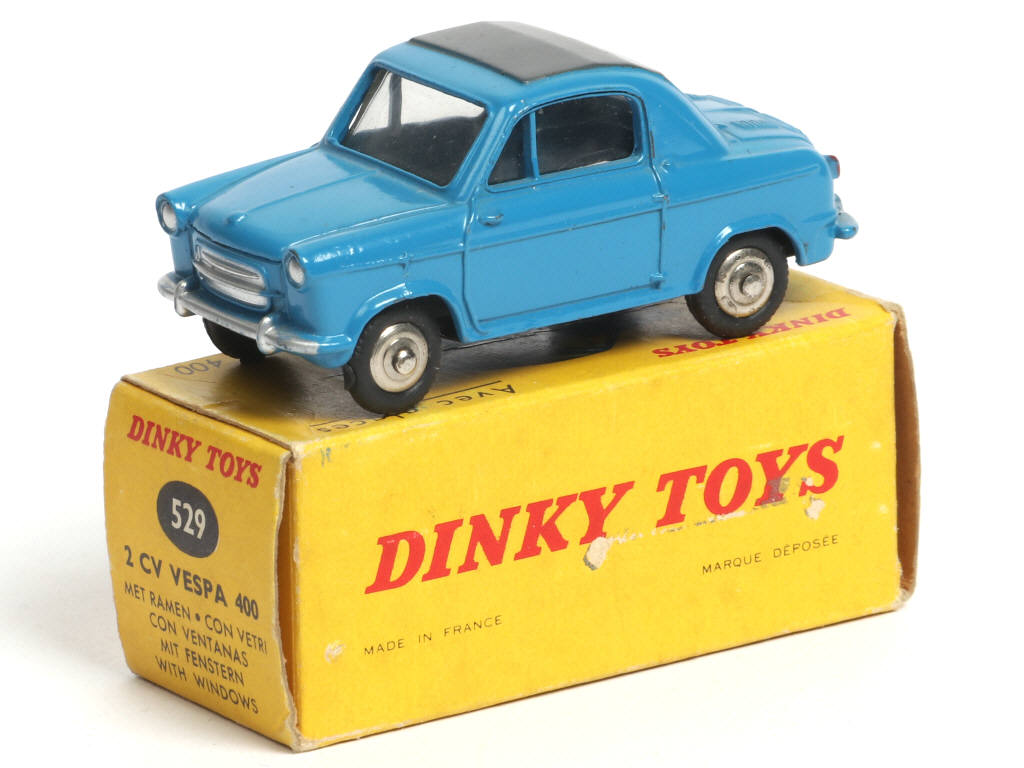 Lot 200 - DINKY TOYS (FRANCE) (1)