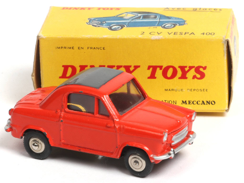 Lot 201 - DINKY TOYS (FRANCE) (1)