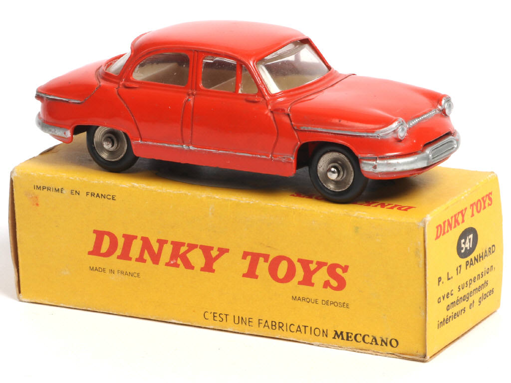 Lot 224 - DINKY TOYS (FRANCE) (1)
