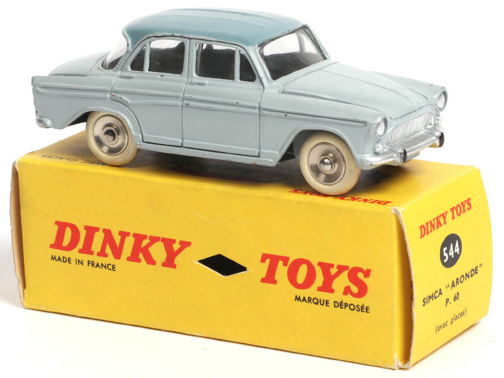 Lot 228 - DINKY TOYS (FRANCE) (1)