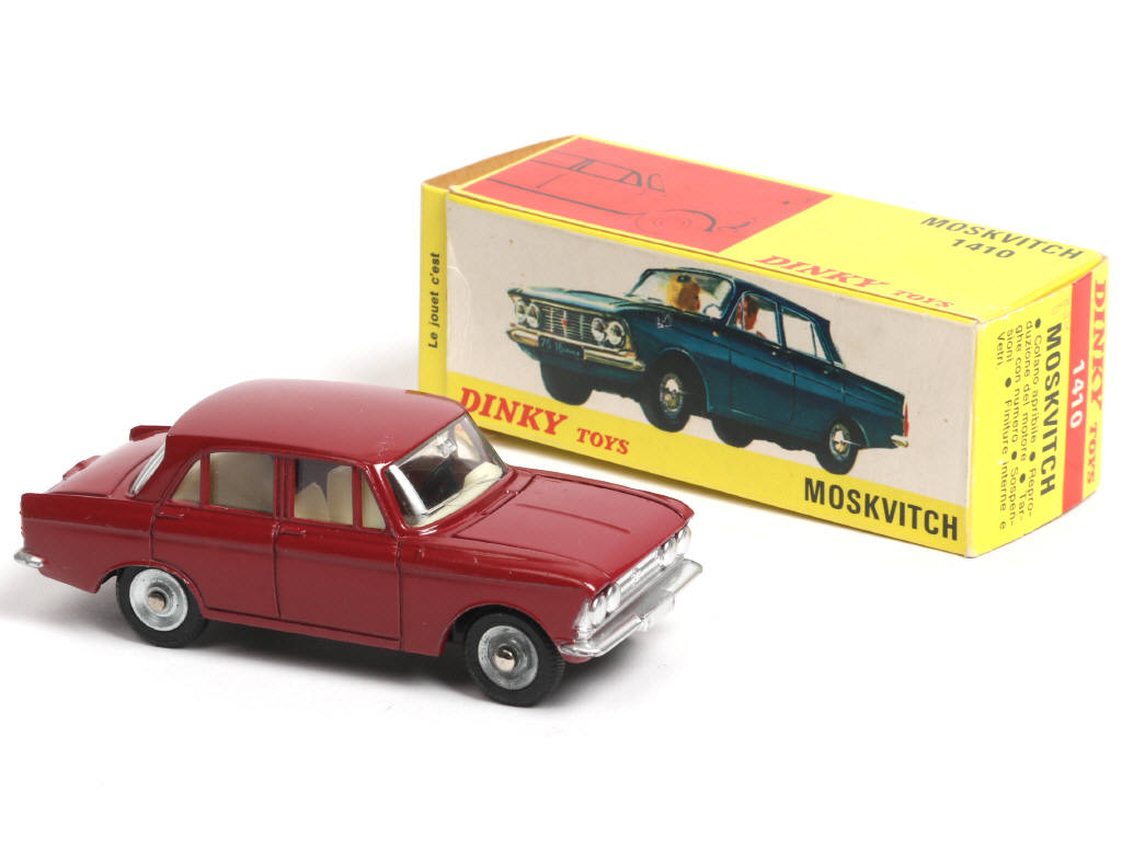 Lot 303 - DINKY TOYS (FRANCE) (1)