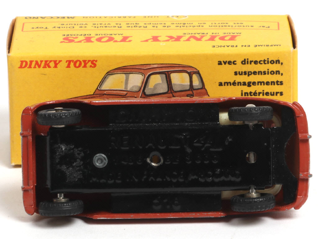 Lot 212 - DINKY TOYS (FRANCE) (1)