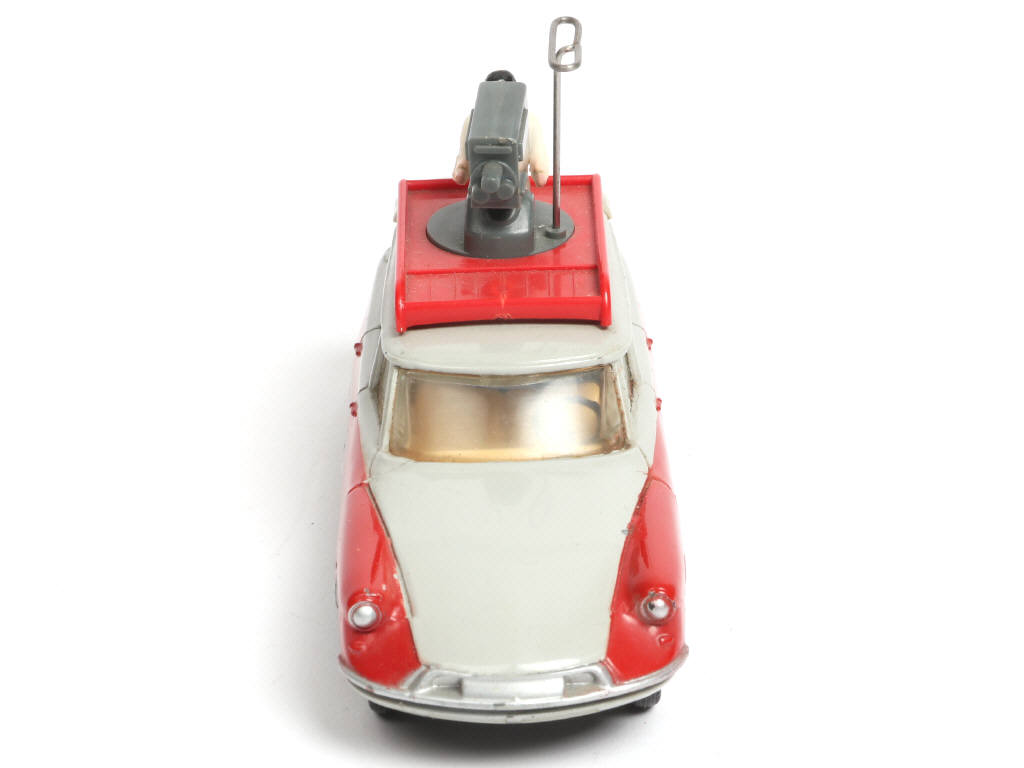 Lot 253 - DINKY TOYS (FRANCE) (1)