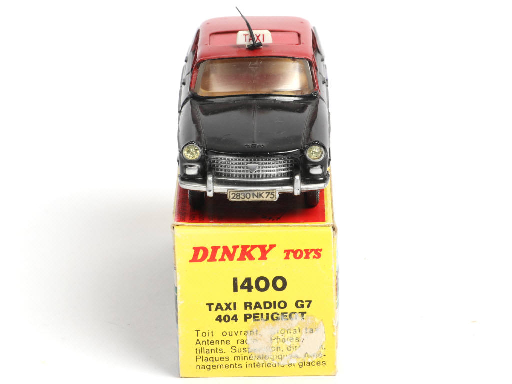 Lot 232 - DINKY TOYS (FRANCE) (1)