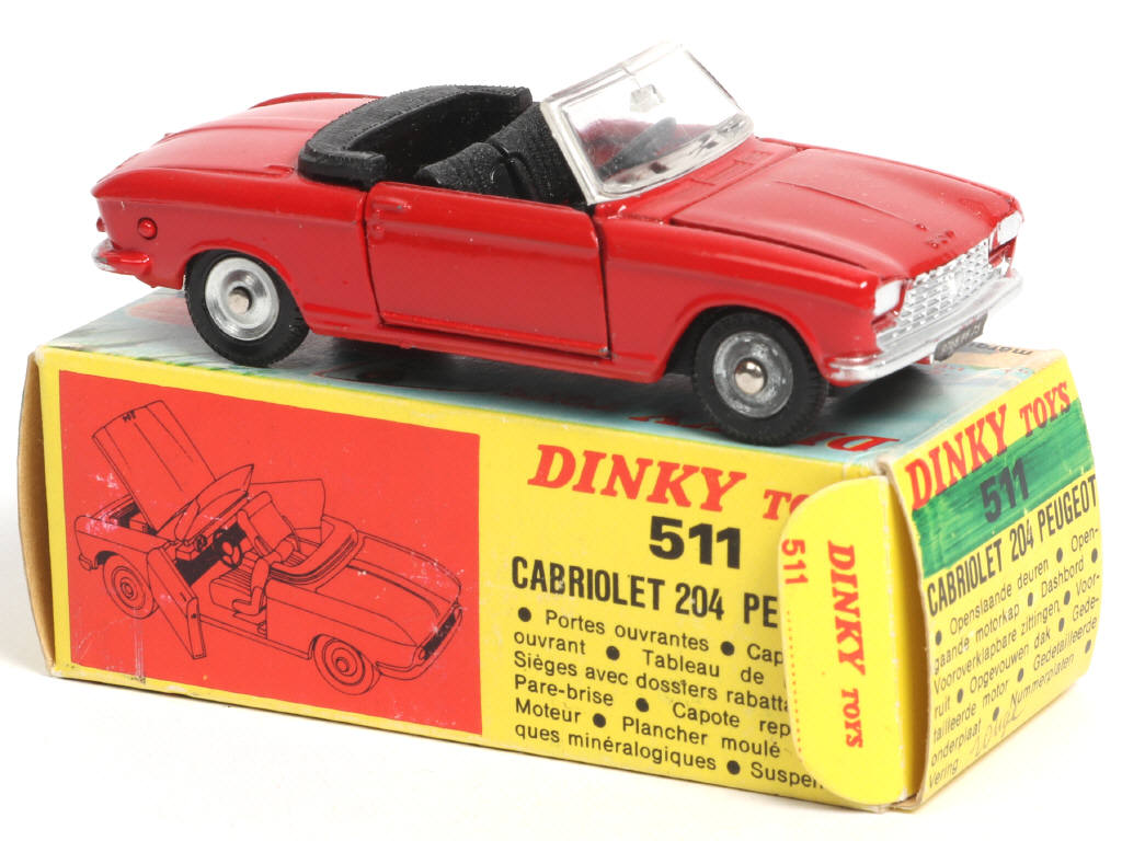 Lot 240 - DINKY TOYS (FRANCE) (1)