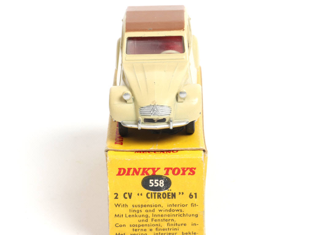 Lot 246 - DINKY TOYS (FRANCE) (1)