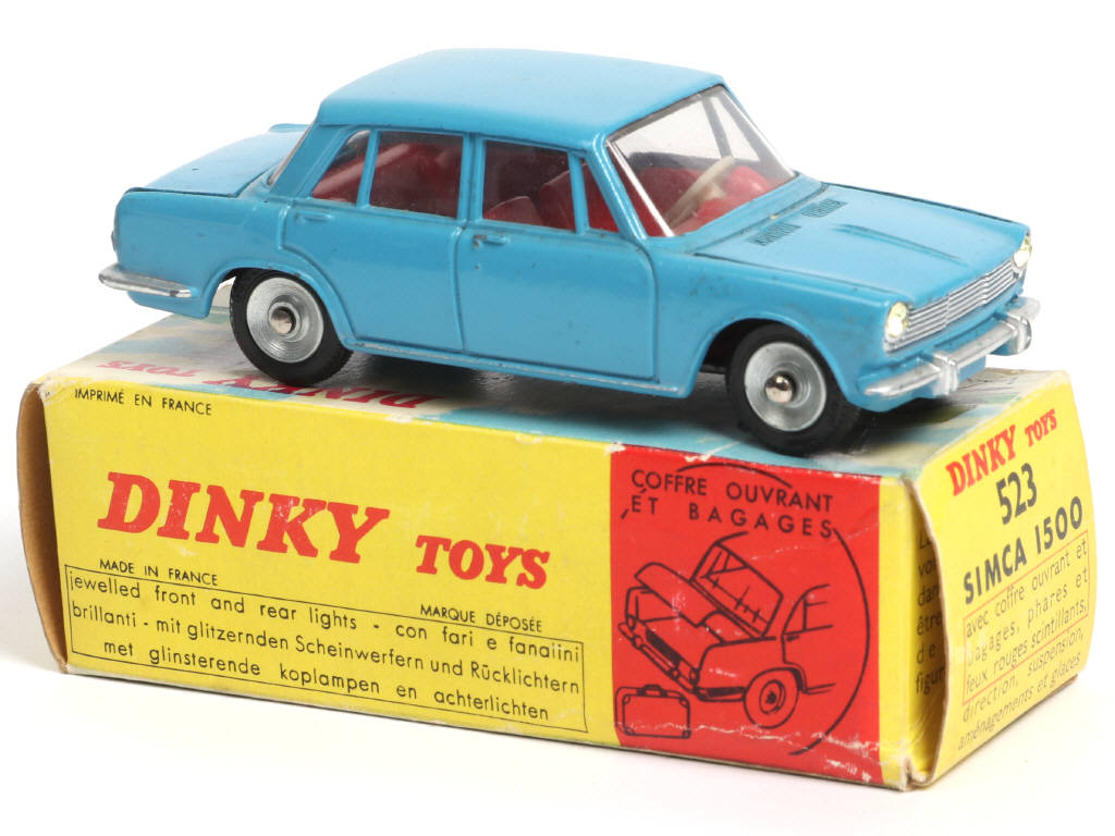 Lot 229 - DINKY TOYS (FRANCE) (1)