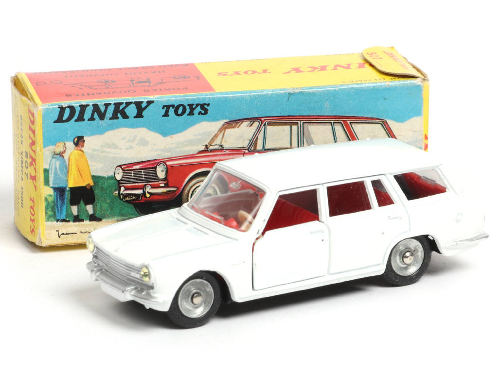 Lot 230 - DINKY TOYS (FRANCE) (1)