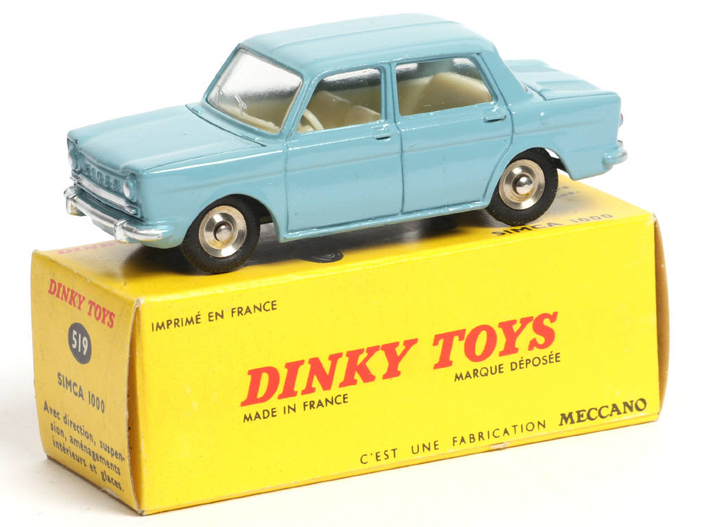 Lot 225 - DINKY TOYS (FRANCE) (1)