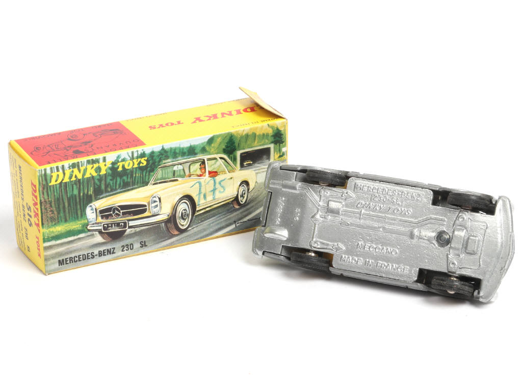 Lot 269 - DINKY TOYS (FRANCE) (1)