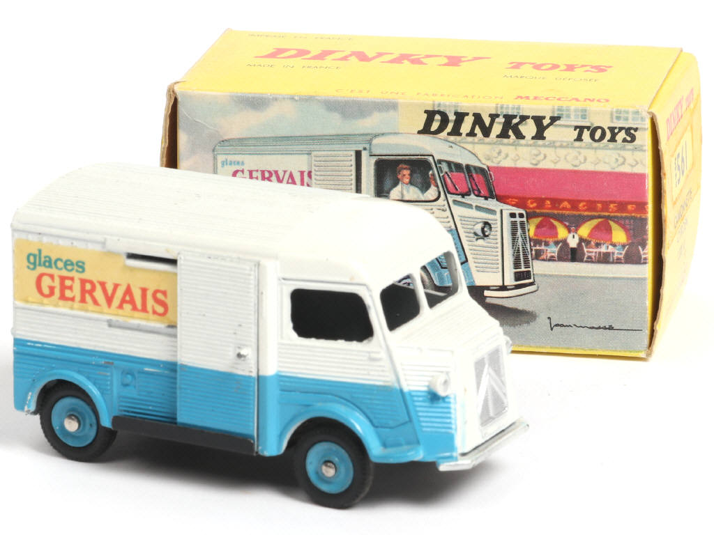 Lot 328 - DINKY TOYS (FRANCE) (1)