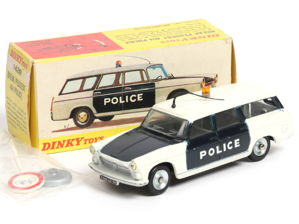 Lot 233 - DINKY TOYS (FRANCE) (1)
