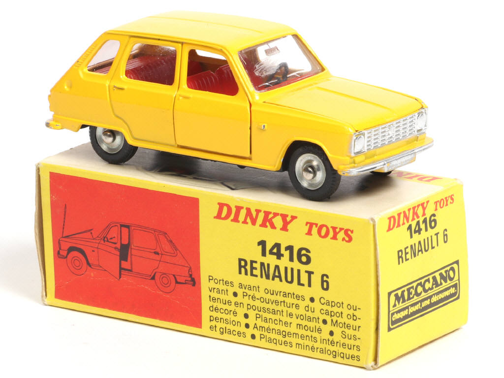 Lot 218 - DINKY TOYS (FRANCE) (1)
