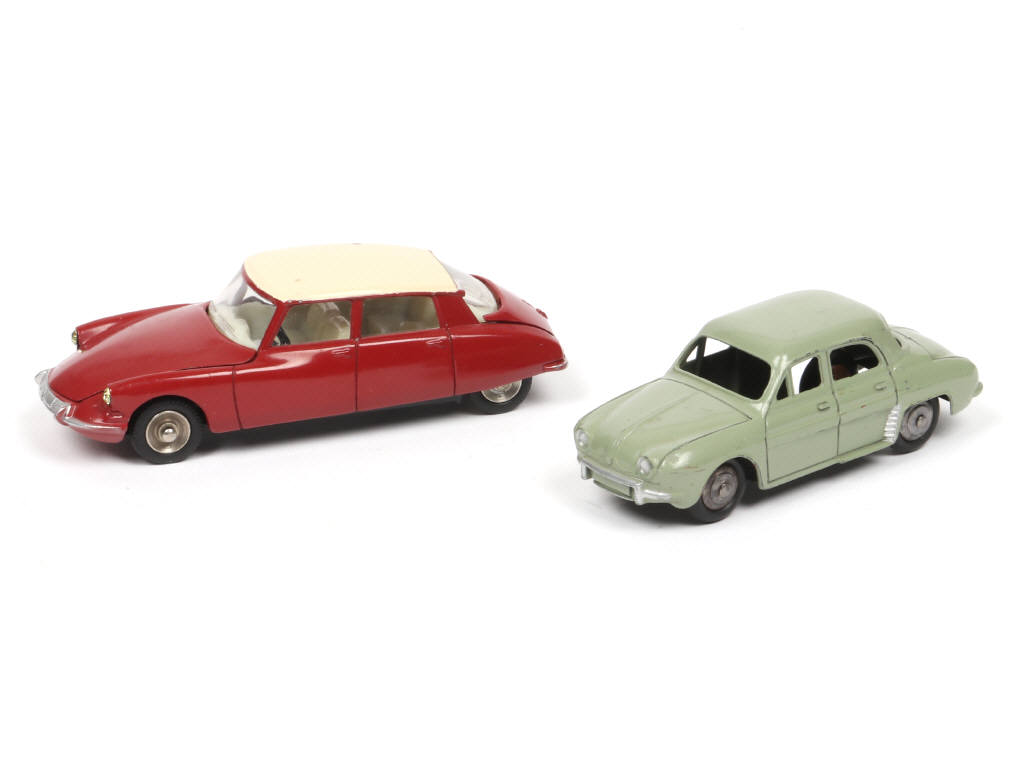 Lot 229 - DINKY TOYS (FRANCE) (2)