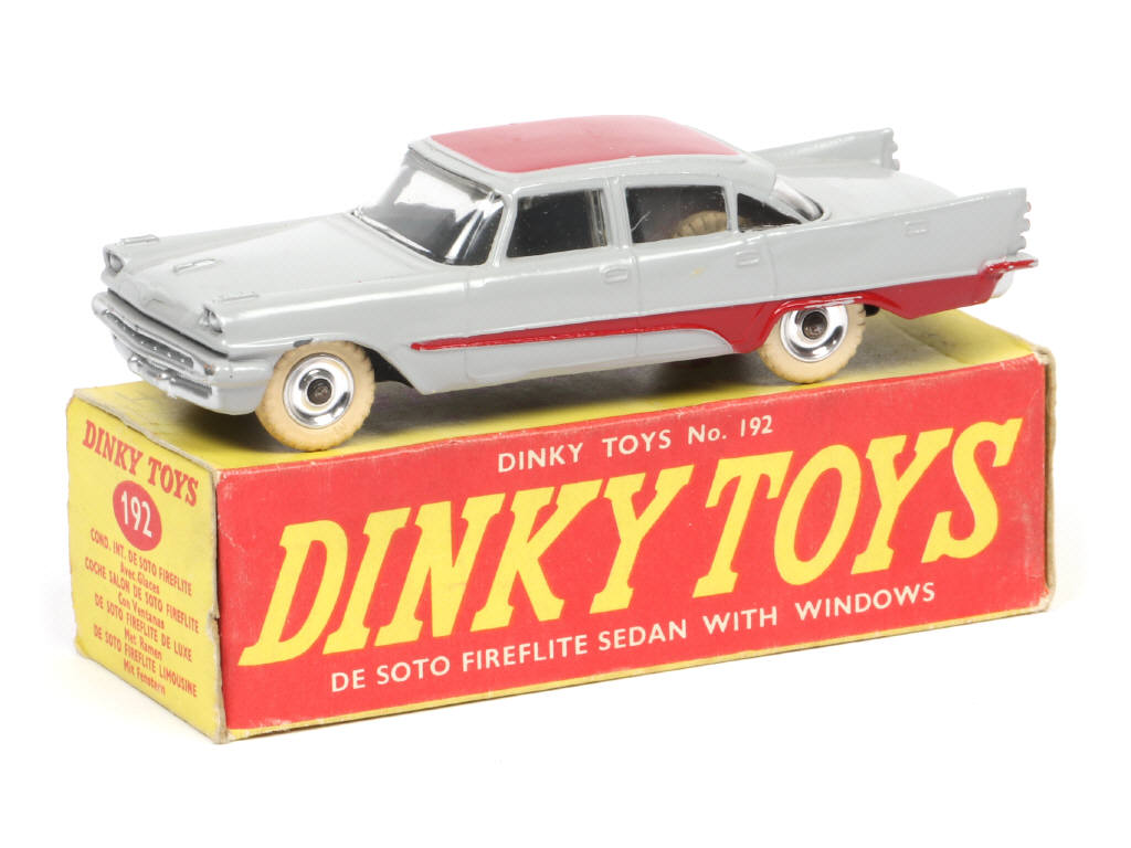 Lot 152 - DINKY TOYS (GB) (1)