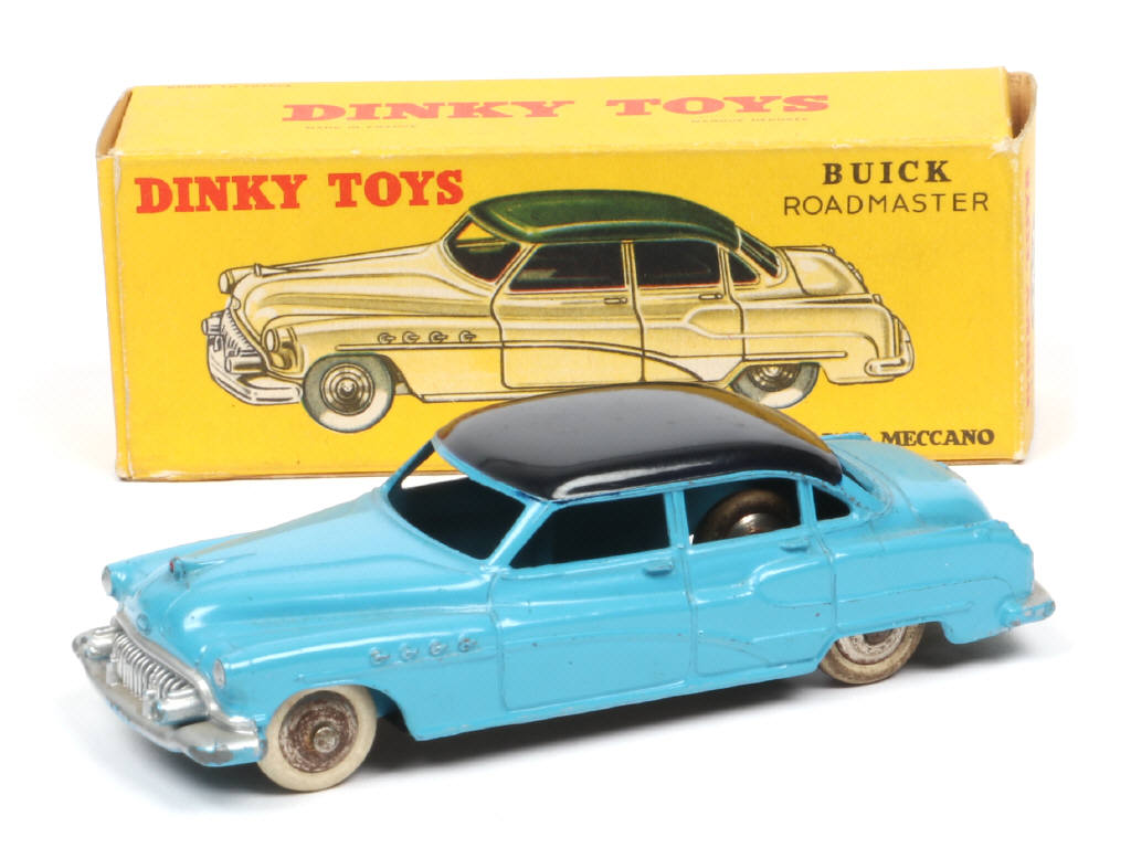 Lot 206 - DINKY TOYS (FRANCE) (1)
