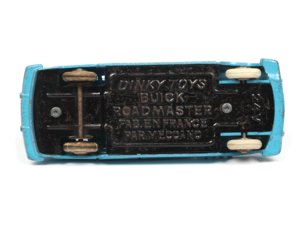 Lot 206 - DINKY TOYS (FRANCE) (1)