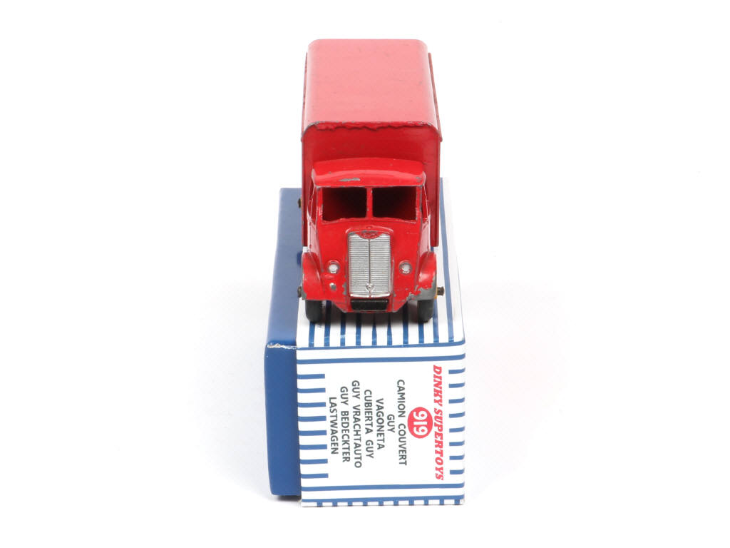 Lot 139 - DINKY TOYS (GB) (1)