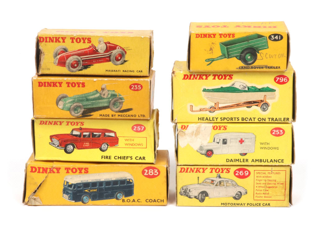 Lot 168 - DINKY TOYS (GB) (8)