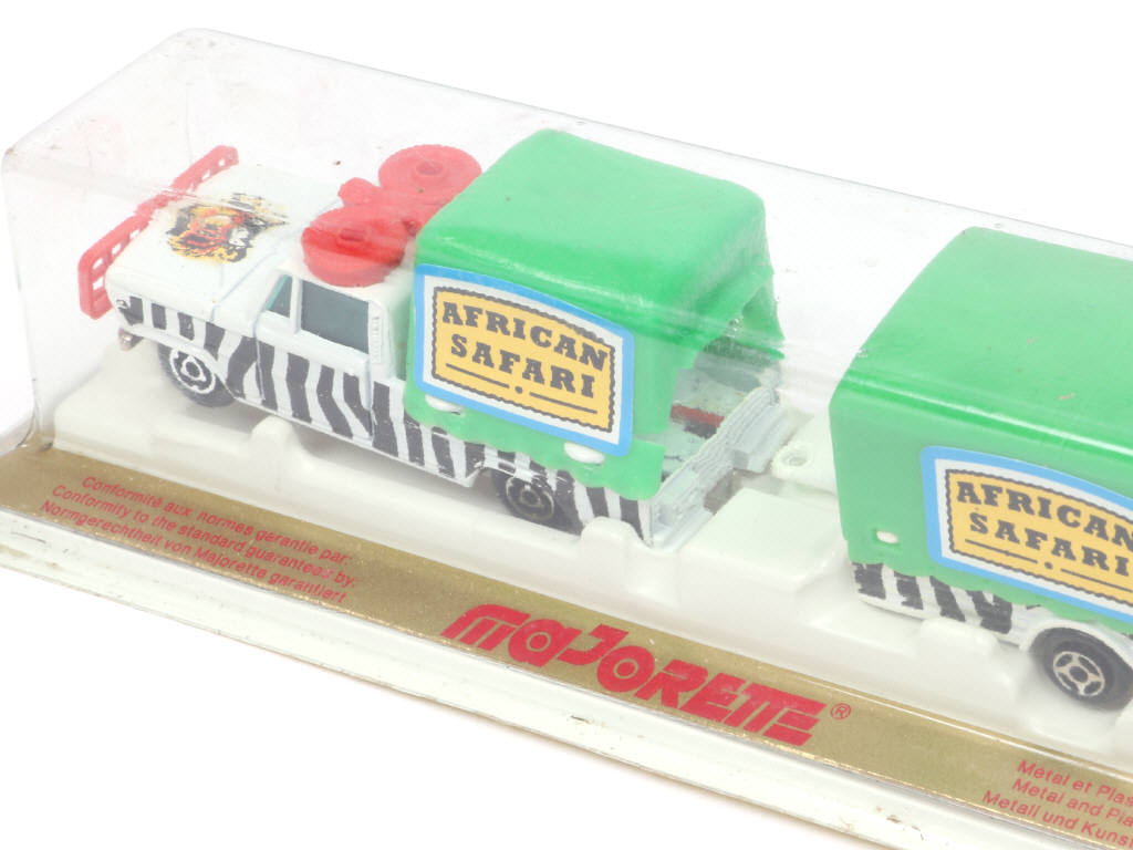 Lot 169 - MAJORETTE (FRANCE) (12)