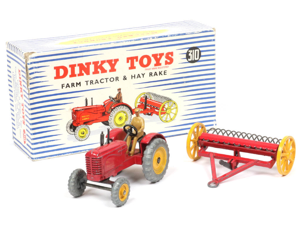 Lot 218 - DINKY TOYS (GB) (1)