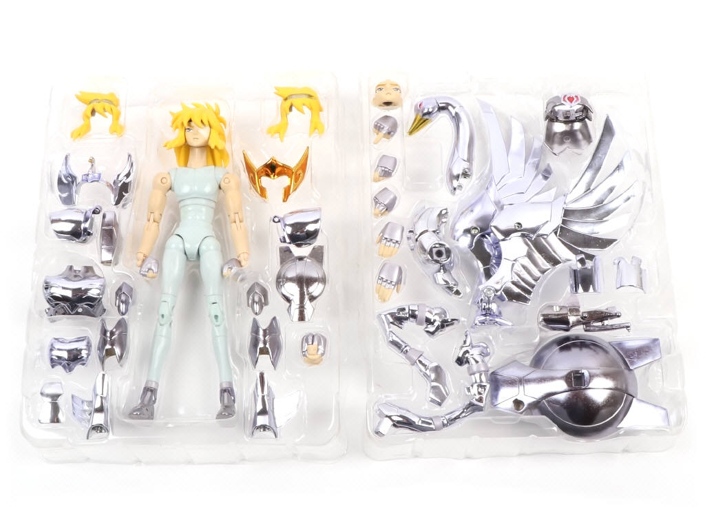 Lot 188 - BANDAÏ (JAPON) (2)