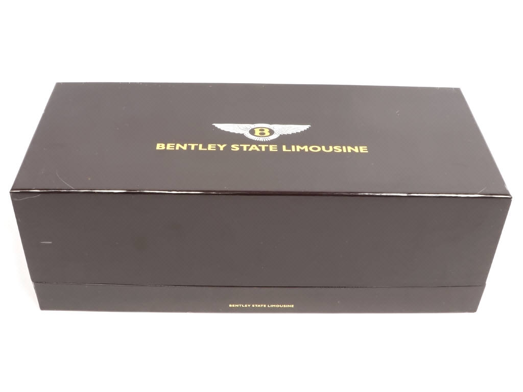 Lot 9 - MINICHAMPS (ALLEMAGNE) (1)