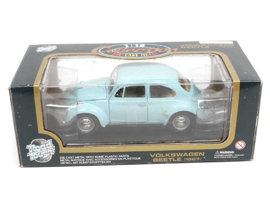 Lot 169 - DIVERS (3)