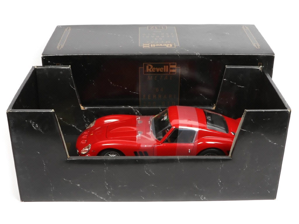 Lot 85 - REVELL (ALLEMAGNE) (1)