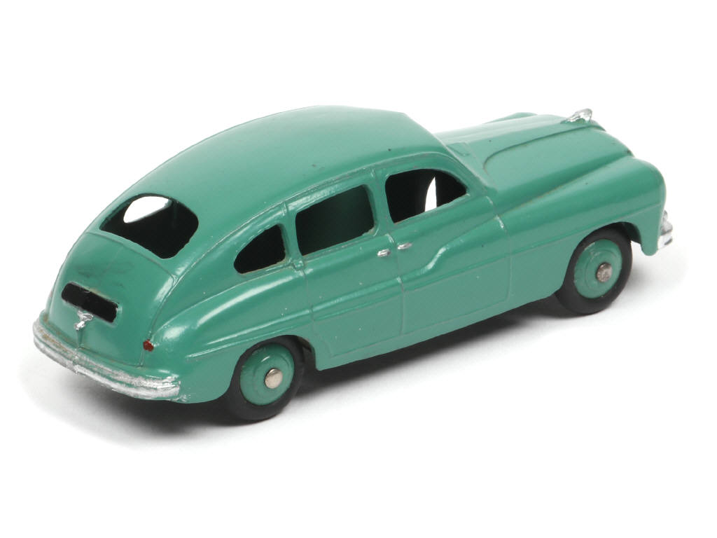 Lot 207 - DINKY TOYS (FRANCE) (1)