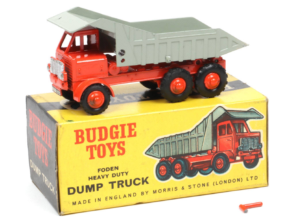 Lot 239 - BUDGIE MODELS (GB) (2)