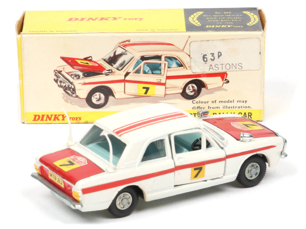 Lot 287 - DINKY TOYS (GB) (1)