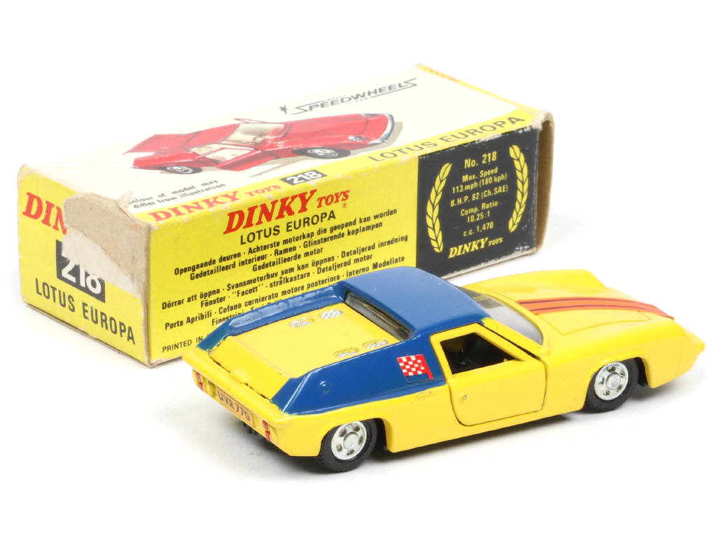 Lot 289 - DINKY TOYS (GB) (1)