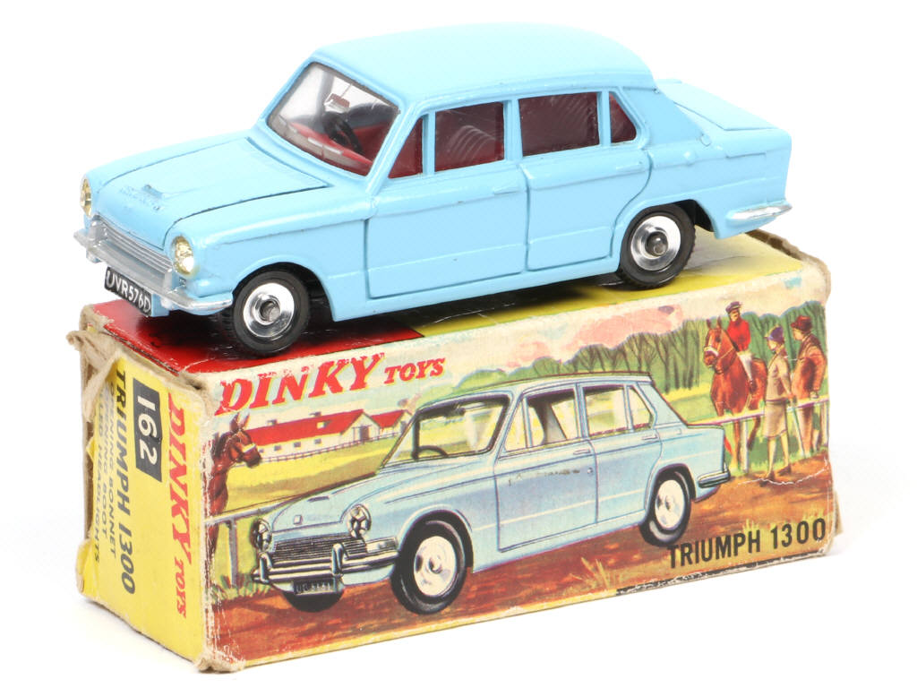 Lot 274 - DINKY TOYS (GB) (1)