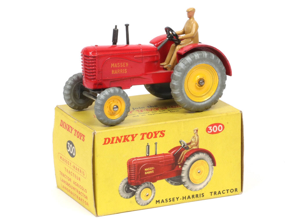 Lot 300 - DINKY TOYS (GB) (1)