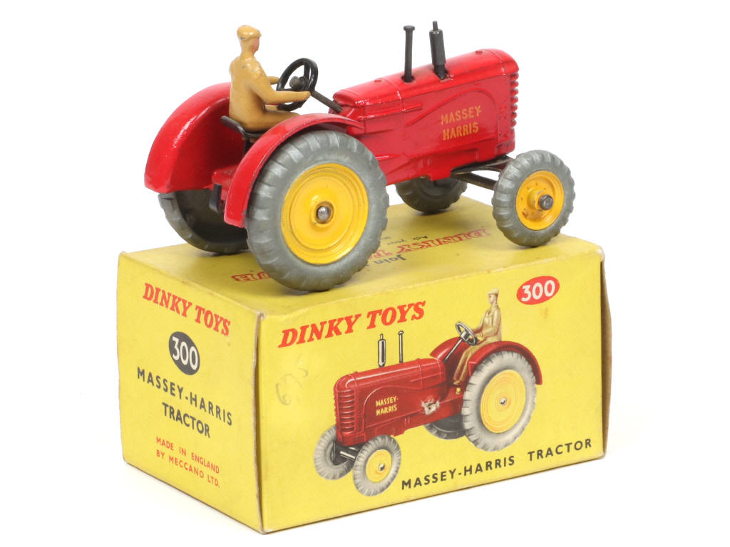 Lot 300 - DINKY TOYS (GB) (1)
