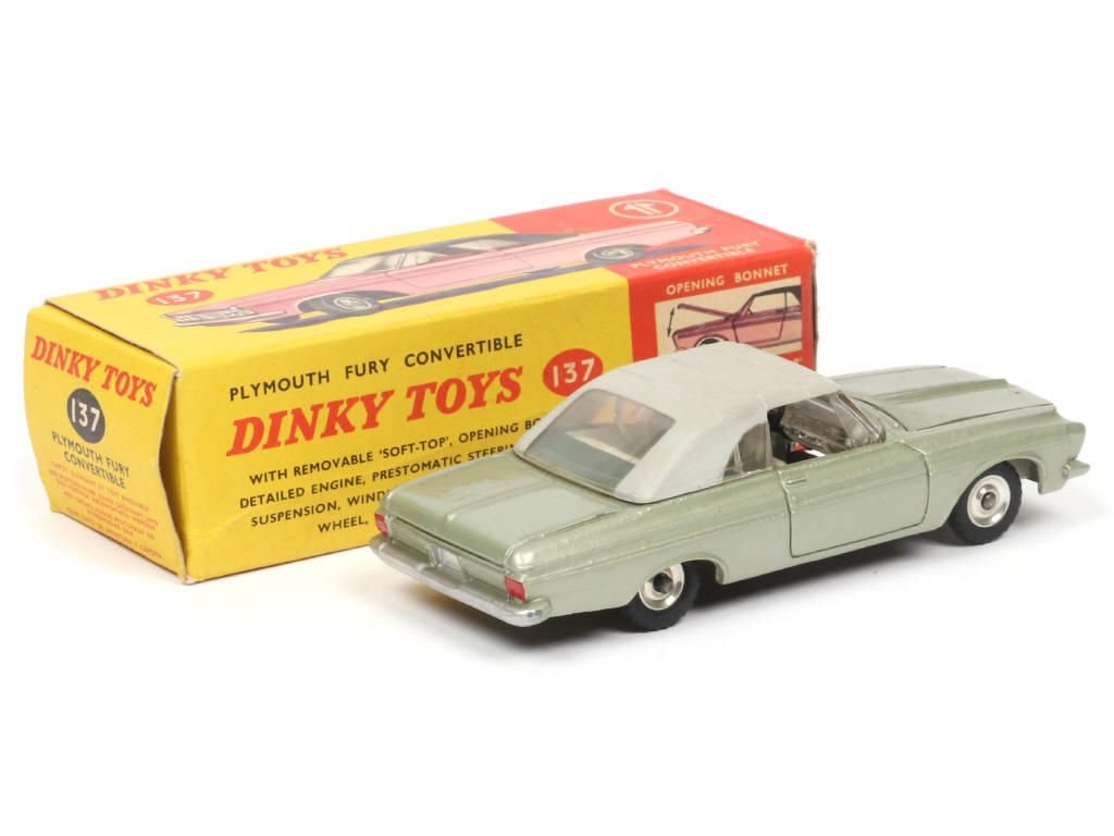 Lot 264 - DINKY TOYS (GB) (1)