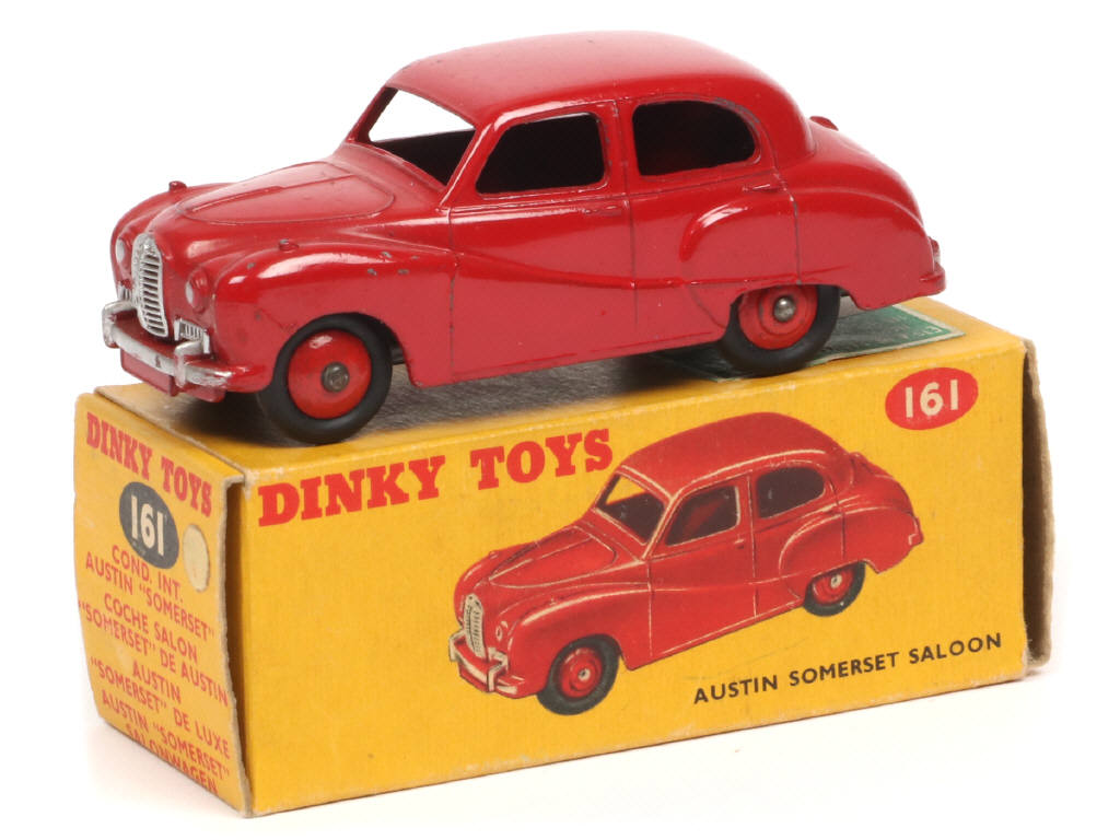 Lot 273 - DINKY TOYS (GB) (1)