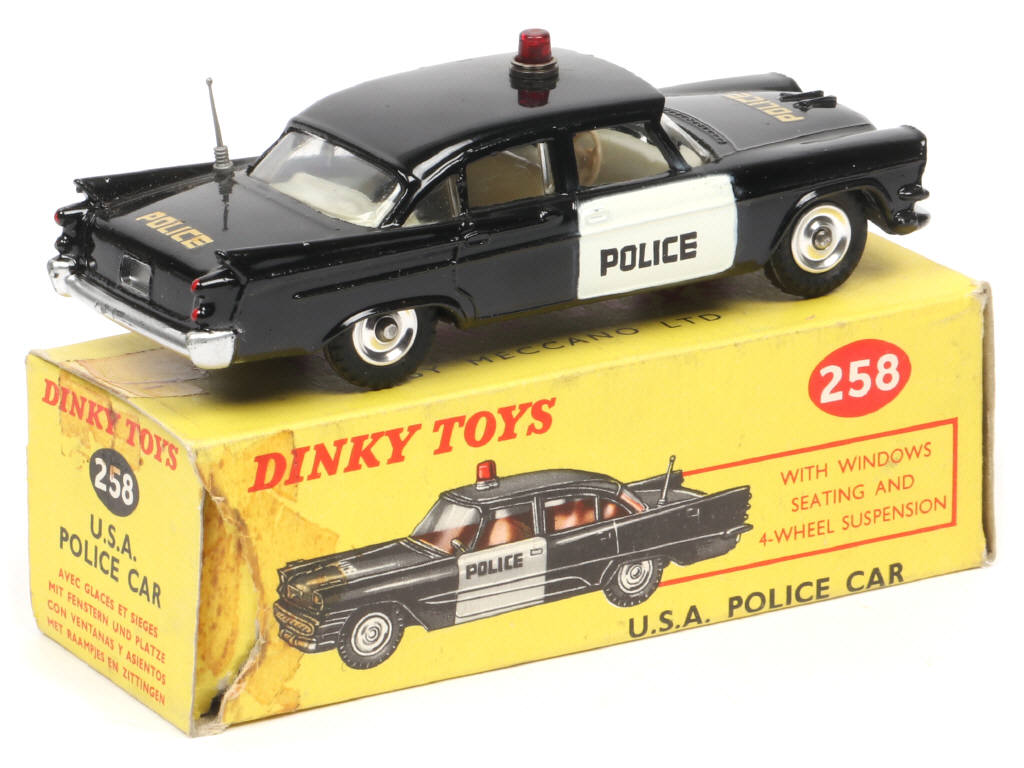 Lot 296 - DINKY TOYS (GB) (1)