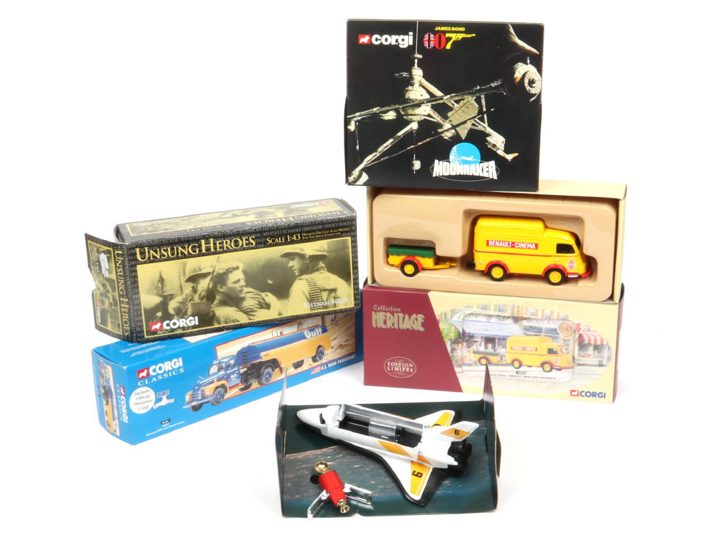 Lot 136 - CORGI TOYS (GB) (6)