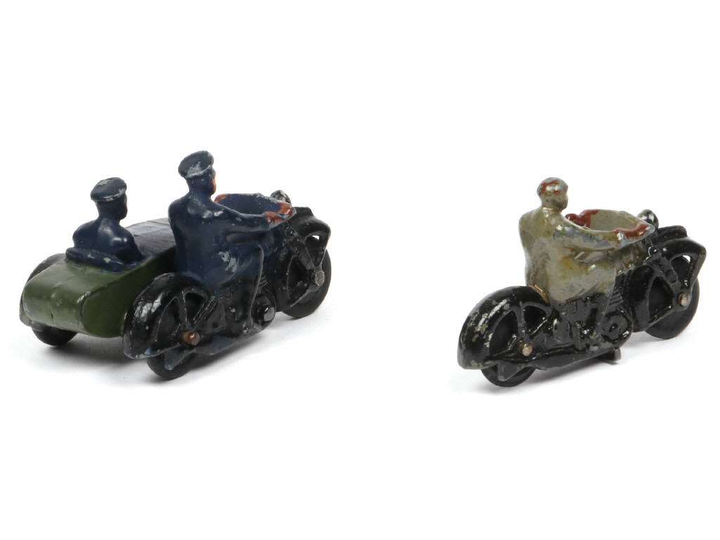 Lot 149 - DINKY TOYS (GB) (1)