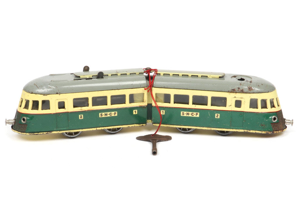 Lot 44 - JOUSTRA (FRANCE) (1)
