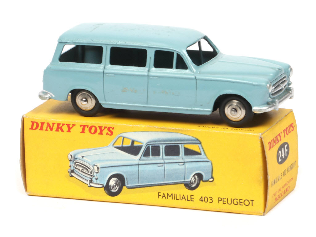 Lot 226 - DINKY TOYS (FRANCE) (1)
