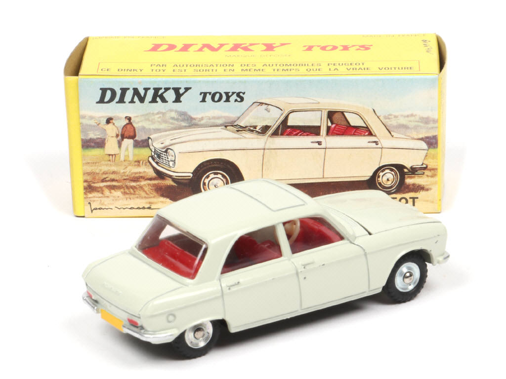 Lot 235 - DINKY TOYS (FRANCE) (1)